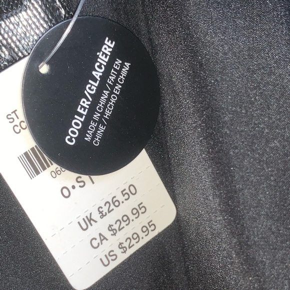 🔴SOLD Victoria's Secret PINK Pineapple mini cooler - Picture 7 of 9